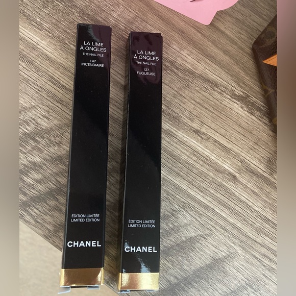 Chanel * Limited Edition glass nail file - Brand New - Picture 3 of 7